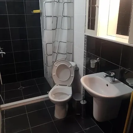 Budget Holiday First Sea Line Coast Apartment Pomorie