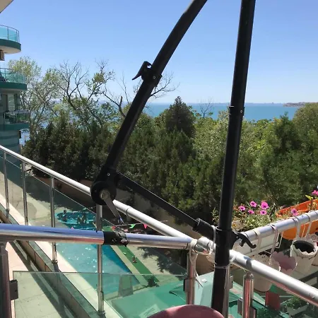 Budget Holiday First Sea Line Coast Apartment Pomorie